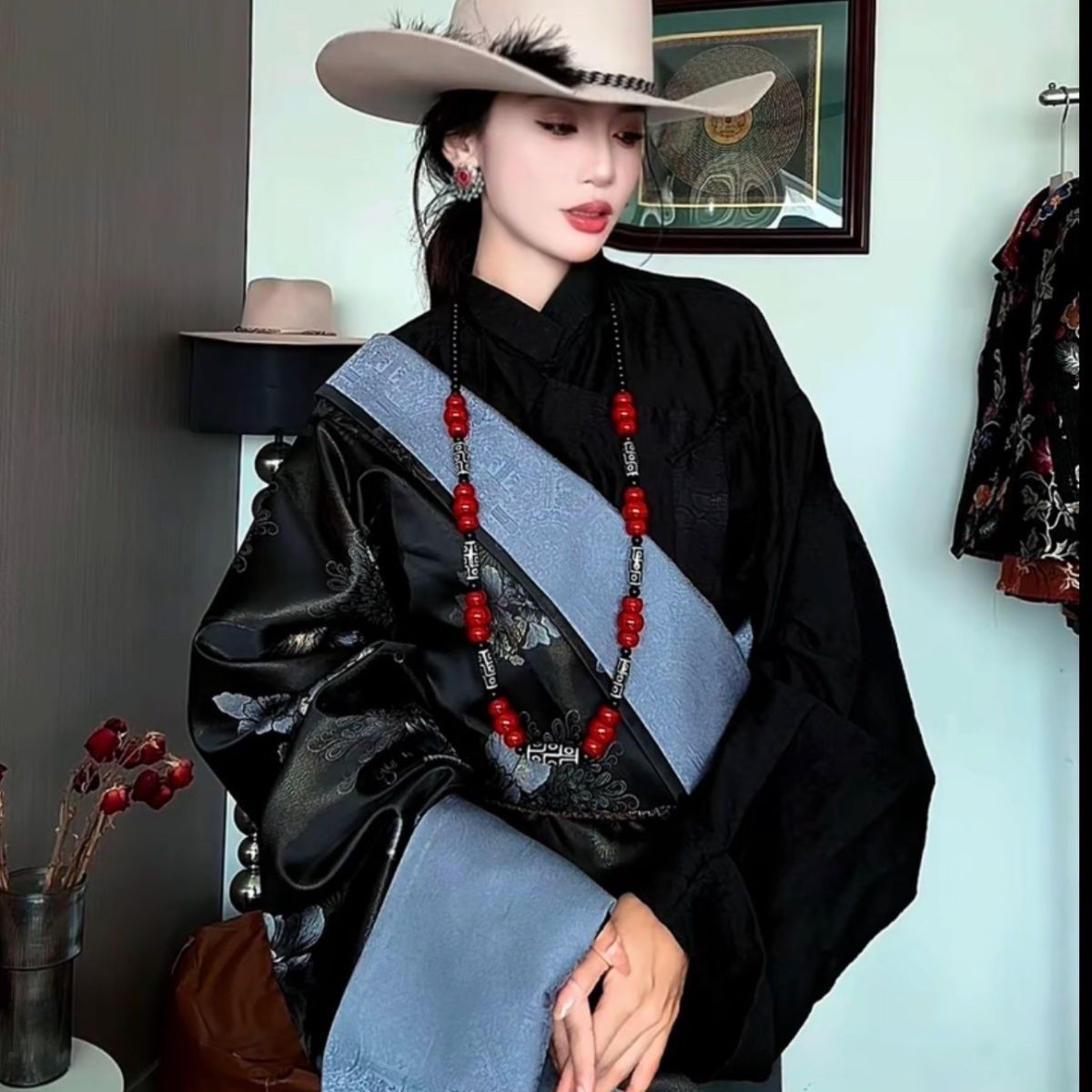 New Women's Bhutanese Tibetan  - Ethnic Fashion Shoot ulasan dan harga